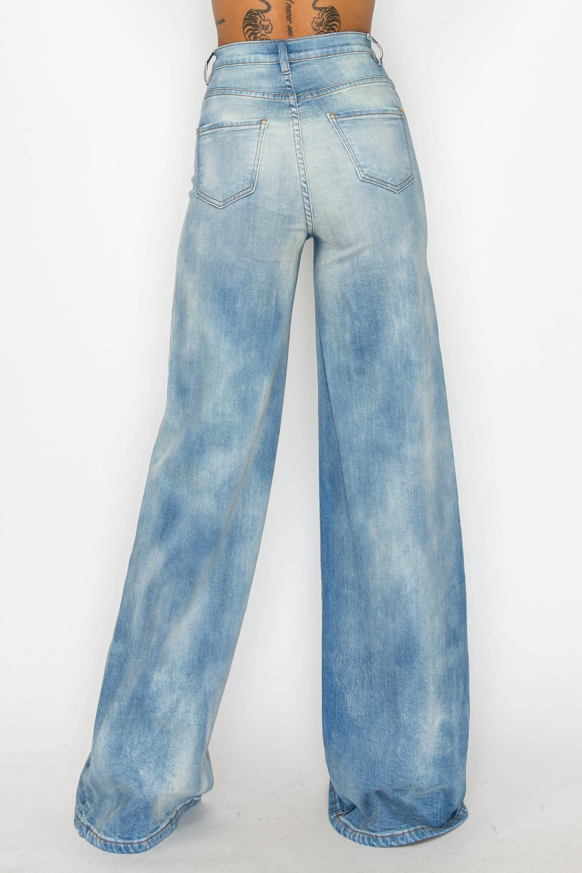 40750 High Rise Wide Leg Vintage Effect Wash Jeans