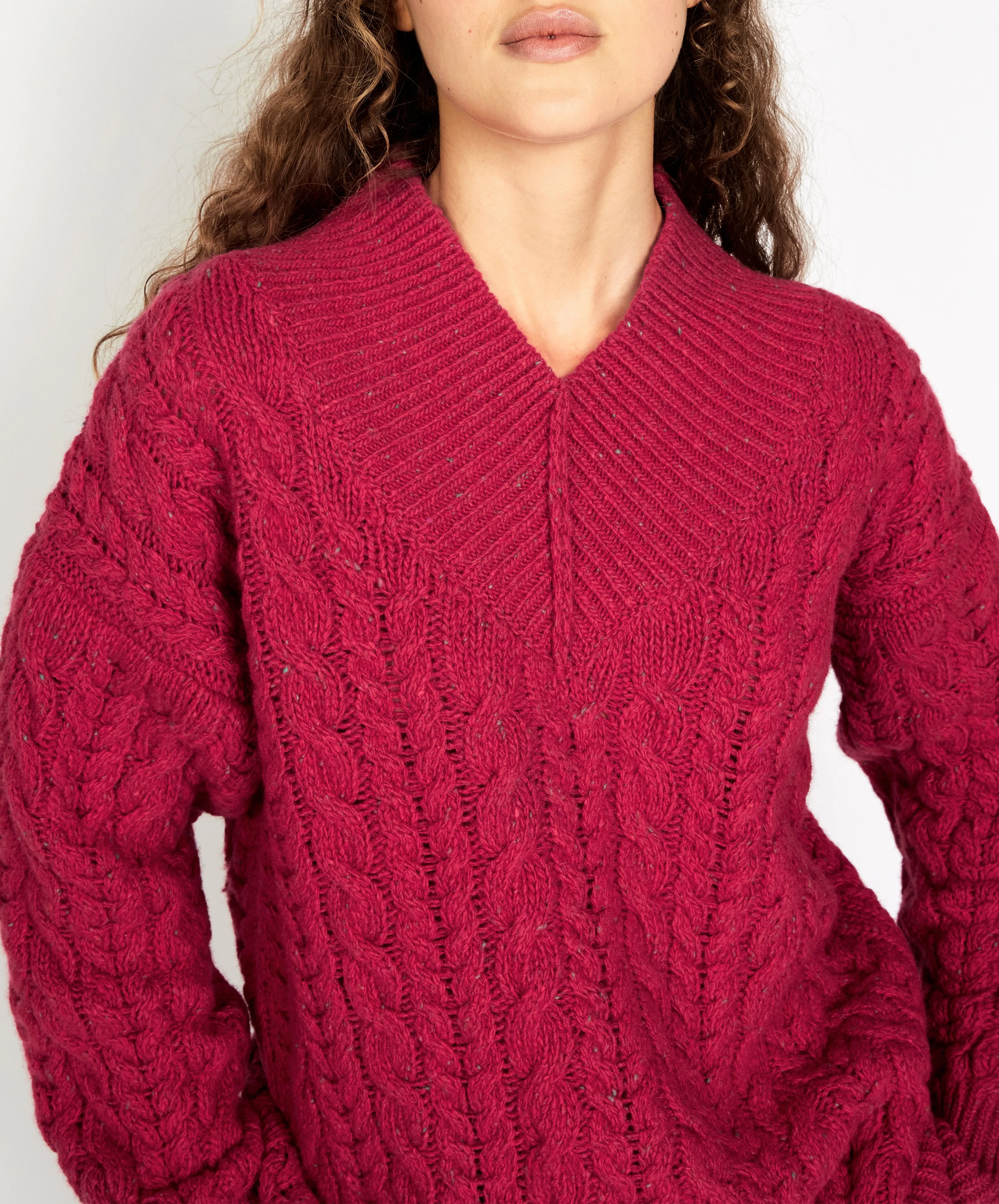 Mill Lane Cable V-neck Sweater Bramble Berry