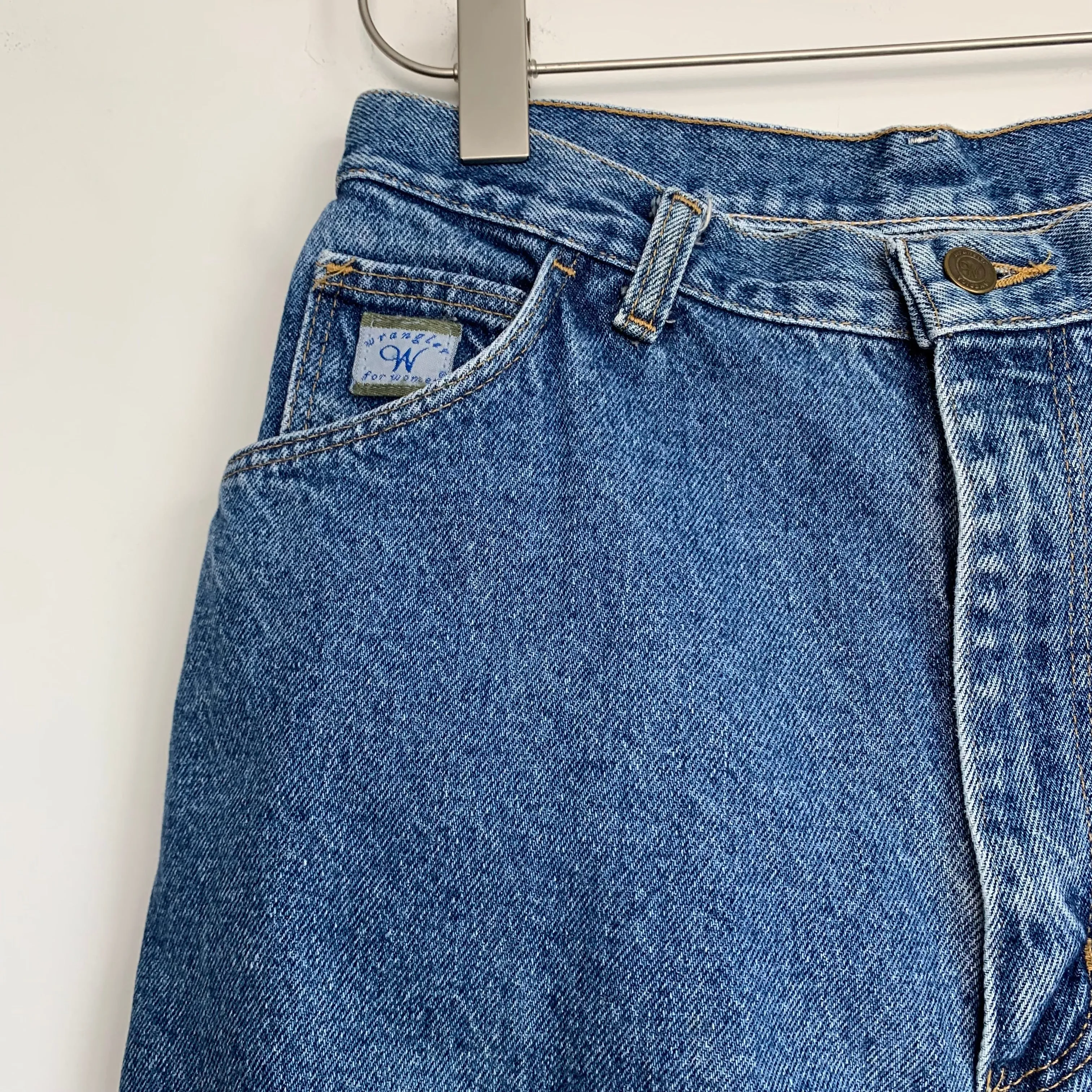 Vintage Wrangler High Rise Mom Jeans Straight Leg Made in the USA Cotton 28''